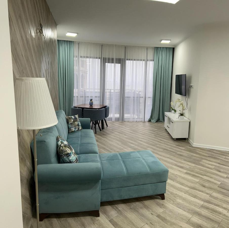 Holiday Lux Sea Towers Batumi Zewnętrze zdjęcie